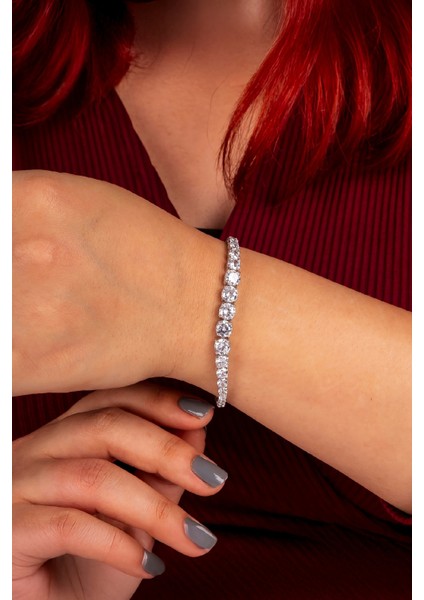 925 Ayar Gümüş Rodyumlu Zirkon Taşlı Su Yolu Süzme Bayan Bileklik fiyatları