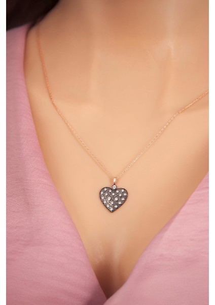 925 Ayar Gümüş Zirkon Taşlı Karartmalı Bayan Kalp Kolye modelleri