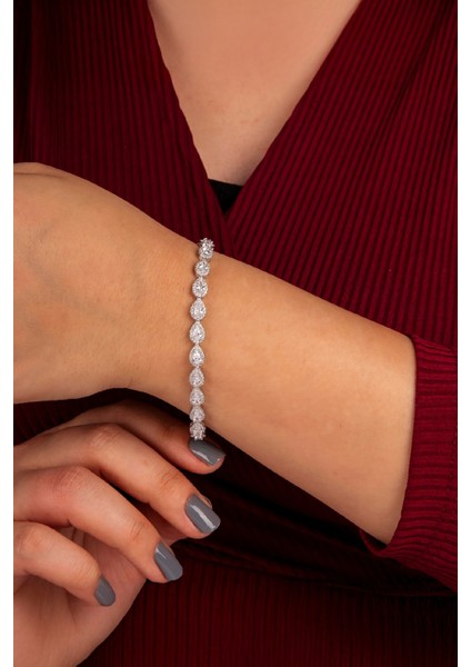 925 Ayar Gümüş Rodyumlu Zirkon Taşlı Damla Bayan Bileklik fiyatları