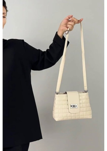 Premium Kalite Orta Boy Kadın Omuz Çantası fiyatları