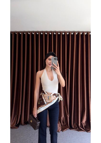 Halter Yaka Krem Triko Bluz