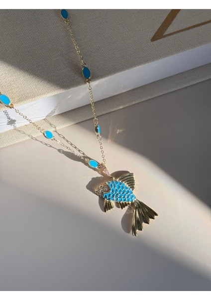 Altın Renk Mavi Balık Figürlü Kadın Kolye – Canlı ve Şık Tasarım indirimleri