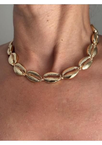 Altın Renk Deniz Kabuğu Detaylı Ayarlanabilir Kadın Kolye – Yazlık ve Bohem Tasarım indirimleri