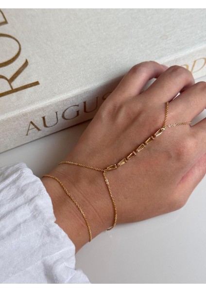 Taş Detaylı Altın Renk Şahmeran – Hafif ve Zarif Kadın El Takısı fiyatları