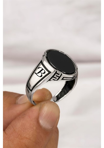 Oniks Taşlı Çift Tarafı Harfli Grek Model Gümüş Erkek Yüzük