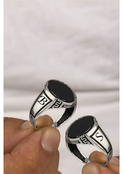 Oniks Taşlı Çift Tarafı Harfli Grek Model Gümüş Erkek Yüzük fiyatları