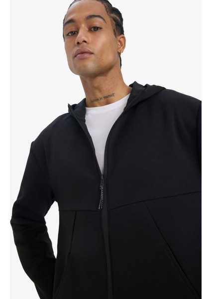 Fit Standart Fit Kapüşonlu Skuba Dalgıç Kumaş Yumuşak Tuşe Fermuarlı Hırka E9336AX25AU fırsatları