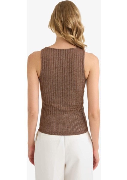 Slim Fit Dar Kesim Bisiklet Yaka Simli Kumaş ATLET F5509AX25AU fırsatları