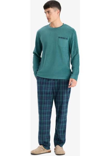 Pijama Takımı Polar Uzun Kollu Üst Kareli Uzun Alt D0047AX25WN modelleri