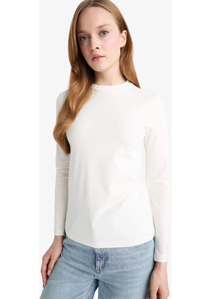 Slim Fit Dar Kesim Yarım Balıkçı Yaka Uzun Kollu Tunik F9610AX25AU fırsatları