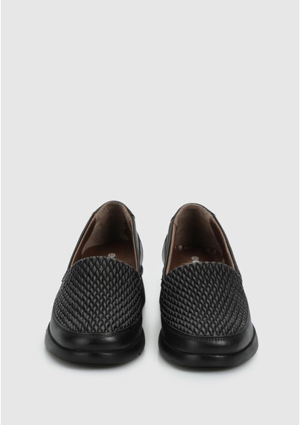 Siyah Deri Kadın Ayakkabı modelleri