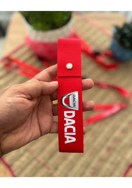 Dacia Tasarımlı, Kırmızı Renk Yüksek Kalite Tampon & Çeki Ipi