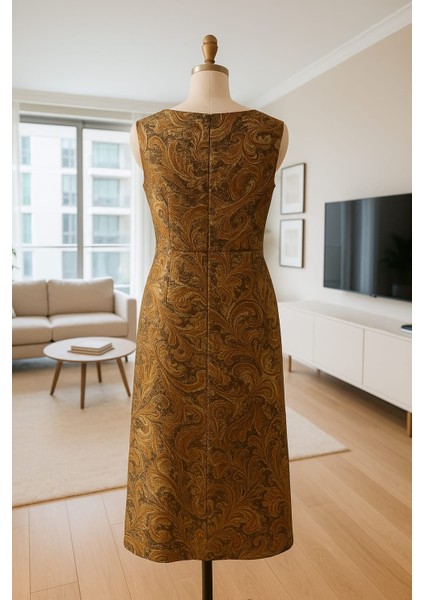 TASARIM MODEL GOLD-BRONZ RENKLERİYLE A-LİNE KALIBA MEVCUT ELBİSE modelleri