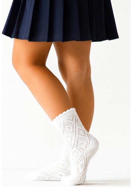 Dantelli Fileli Okul Çorabı