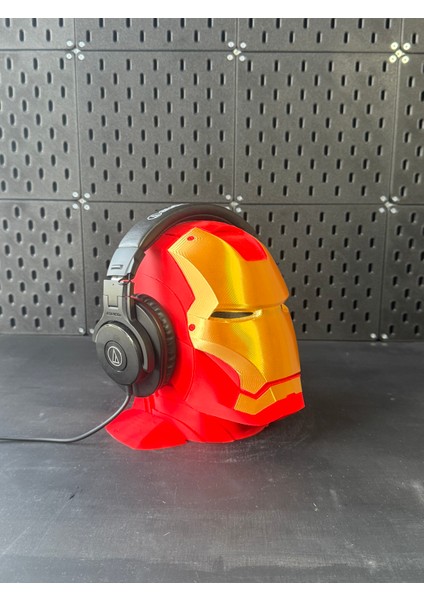 Iron Man Kulaklık Standı modelleri