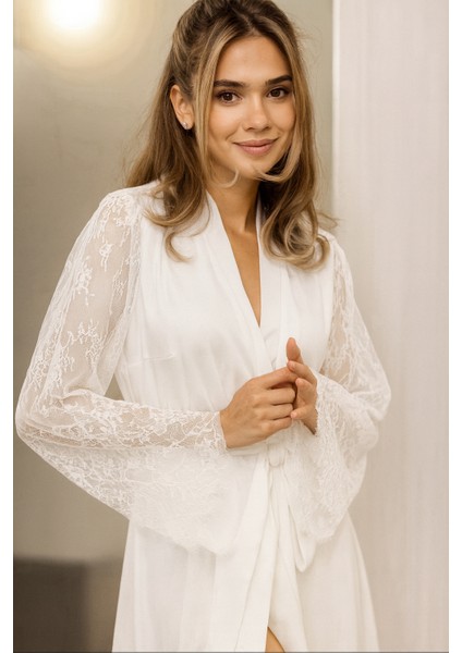 Kadın Saten Dantel Detaylı Kimono Sabahlık – Kuşaklı ve Zarif