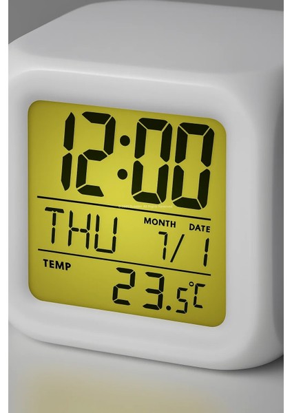 Renk Değiştiren LED Işıklı Küp Dijital Masa Saati Alarm Termometre ve Takvim Özellikli fırsatları