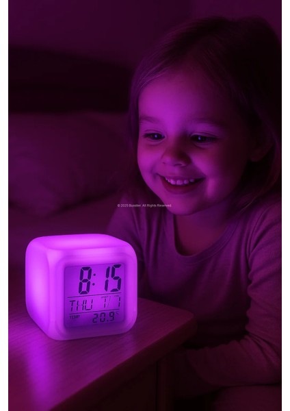 Renk Değiştiren LED Işıklı Küp Dijital Masa Saati Alarm Termometre ve Takvim Özellikli indirimleri