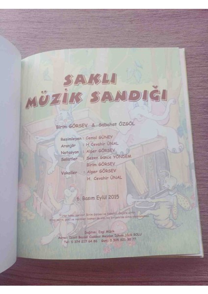 Saklı Muzık Sandıgı CD Hedıyelı Bırım Gorsev Sabahat Ozgol Cıltlı Somizli 36 Sayfa Imzalı !!! 2015 Basım Cok Temiz Durumdadir fırsatları