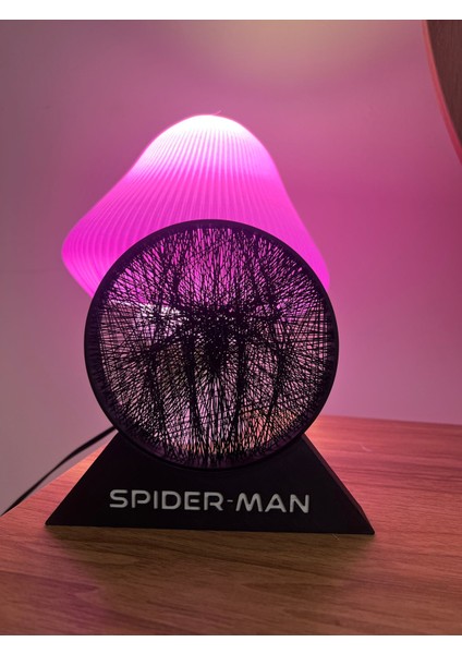 3D Baskı Spiderman String Art – Standlı Siyah Detaylı Dekor fiyatları