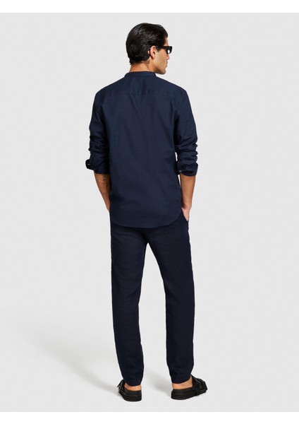 Sisley Keten Pamuk Karışımlı Hakim Yaka Regular Fit Gömlek Erkek Lacivert Gömlek - 324P59A2SQ03J fırsatları