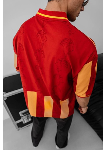 Galatasaray Aslan Baskılı Oversize Erkek T-Shirt modelleri
