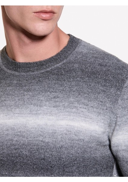 Sisley Yün Karışımlı Renk Geçişli Bisiklet Yaka Kazak Erkek Mavi Kazak - 324A1QRPS1045 fiyatları