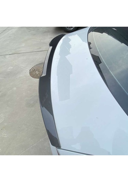 Audi A3 M4 Bagaj Üstü Ithal Spoiler Parlak Siyah Plastik Spoyler 2014-2020