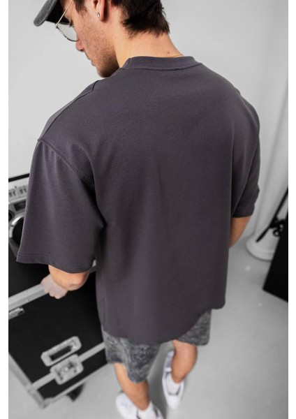 Oversize Erkek Basic T-Shirt Füme modelleri