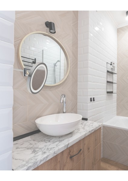 Duvara Monte LED Işıklı Krom Makyaj Aynası | Zoom Özellikli Premium Kozmetik Ayna | Ayarlanabilir Tasarım | Otel Buklet Serisi fırsatları