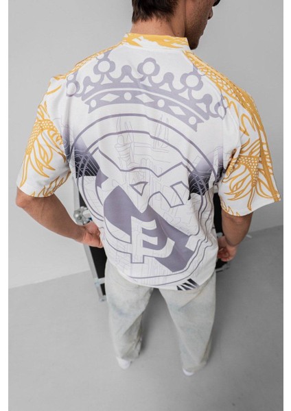 Real Madrid Oversize Erkek Beyaz T-Shirt fırsatları