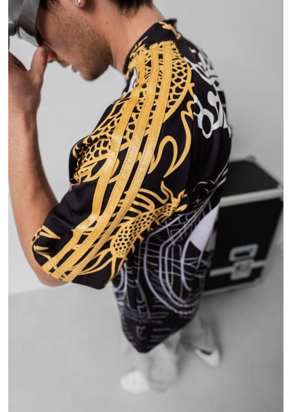 Real Madrid Erkek Oversize Siyah Tshırt