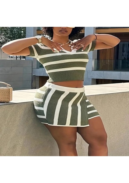 Kadın Kısa Kollu Polo Yaka Crop Asimetrik Mini Triko Etek Ikili Takım modelleri