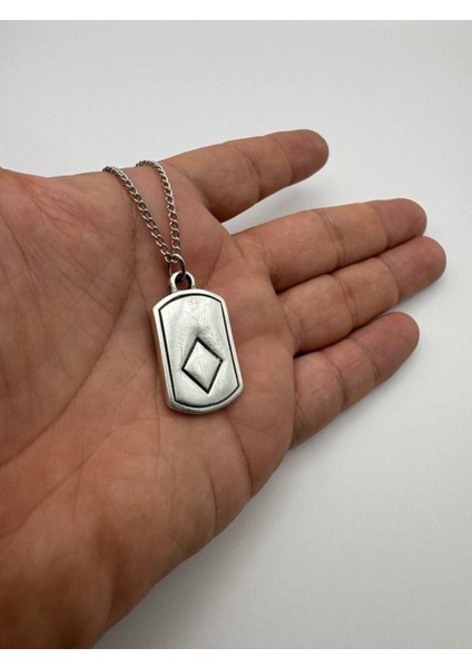 Şans Sembolü Kolye – Uğur Getiren Unisex Kolye (Metal Zincirli)