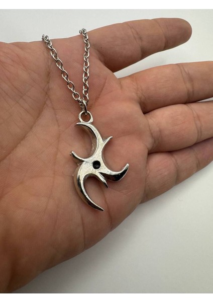 Naruto Ninja Star Yıldız Kolye – Metal Zincirli Zamak Kaplama Unisex Anime Takı