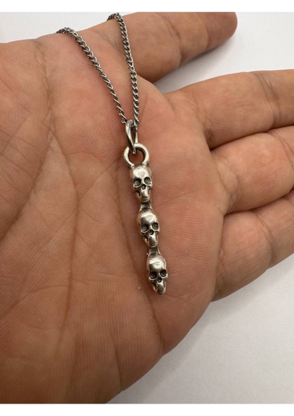 Kurukafa Motifli | Asi ve Şık Unisex Kolye – Metal Zincir