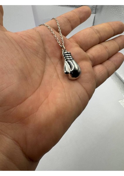 Knockout Ruh – Boks Eldivenli Unisex Kolye (Metal Zincirli)