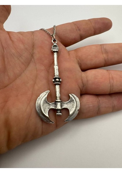 Savaşçı Balta Desen Kolye – Metal Zincirli Zamak Kaplama Unisex Gotik Aksesuar