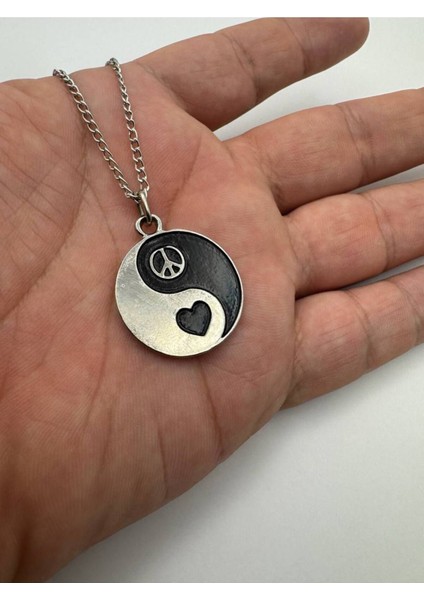 Ying Yang Aşk ve Denge Temalı Unisex Kolye – Siyah Beyaz Sembol Tasarımlı, Metal Zamak Zincirli
