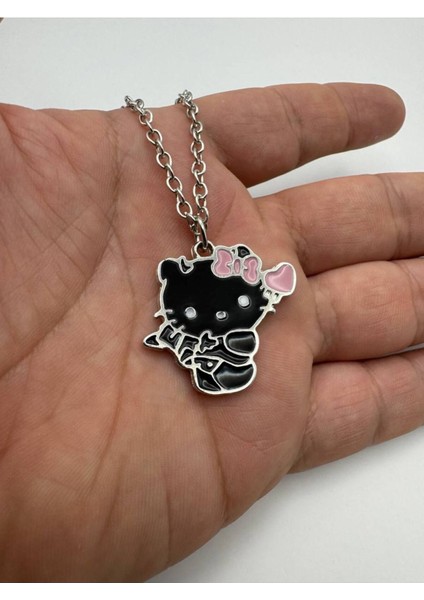 Gotik Tarz Siyah Hello Kitty Desen Kolye – Metal Zincirli Unisex Sevimli Takı