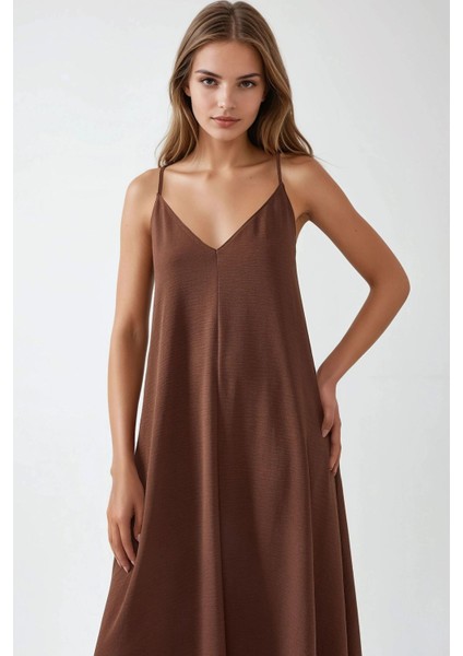 Kadın V -Yaka A-Form Maxi Elbise Mocha Kahvesi fırsatları