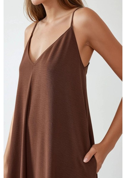 Kadın V -Yaka A-Form Maxi Elbise Mocha Kahvesi