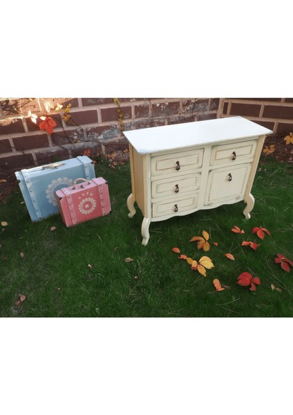 Krem Eskitme 5 Çekmeceli Vintage Komodin