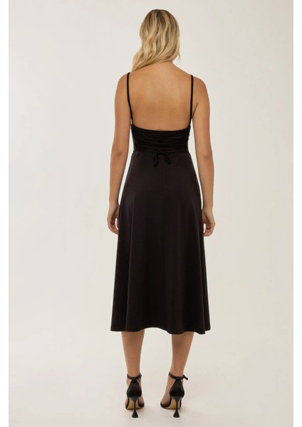 Kadın Düz Kesim Askılı Maxi Elbise Siyah fırsatları