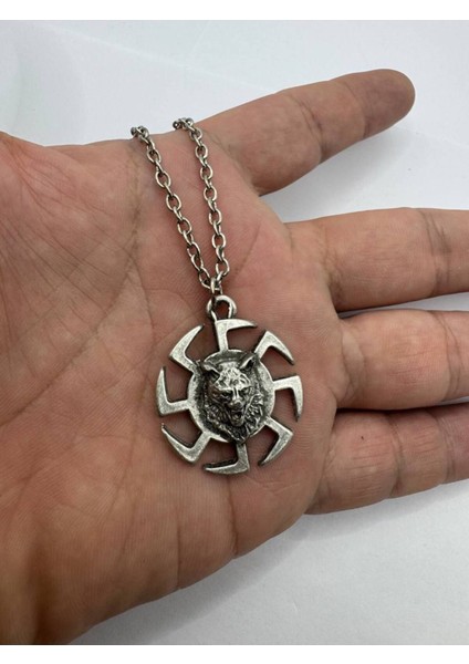 Alpha Wolf – Kurt Kafası Desen Unisex Kolye (Metal Zincirli)