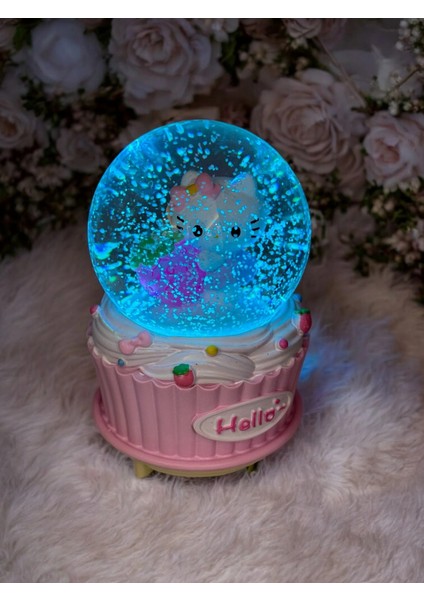 Hello Kitty Çilekli Işıklı Müzikli Orta Boy Kar Küresi indirimleri