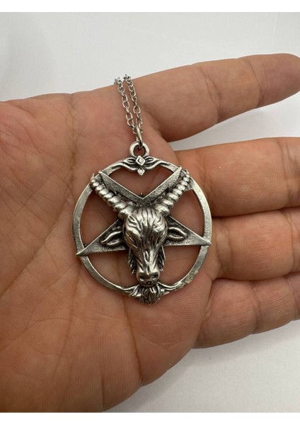 Ters Pentagram ve Goat Head Desen Gümüş Renk Unisex Kolye – Metal Zincirli Gotik Takı