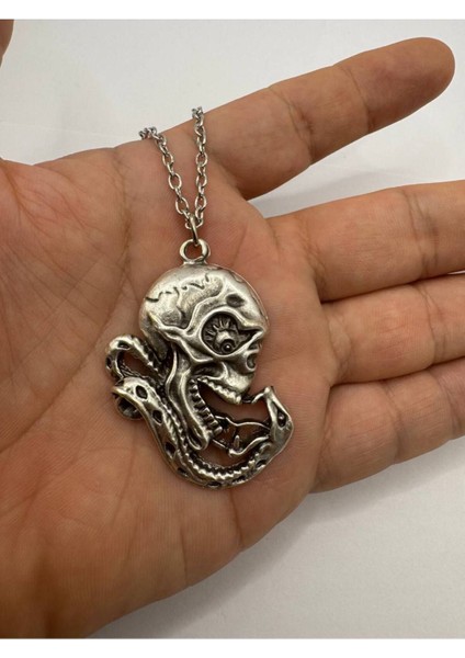 Yılan ve Kurukafa | Gotik Sembol Unisex Kolye – Metal Zincir