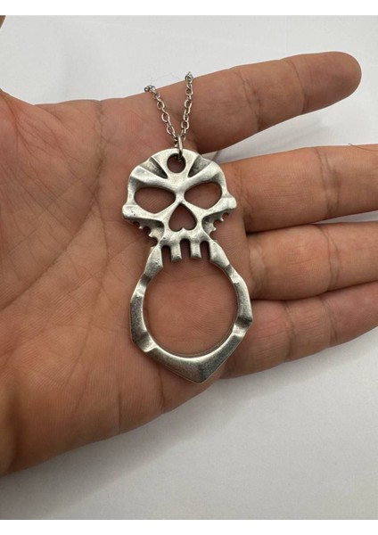 Kurukafa Desen Gotik Tarz Kolye – Gümüş Renk Unisex Zamak Metal Takı