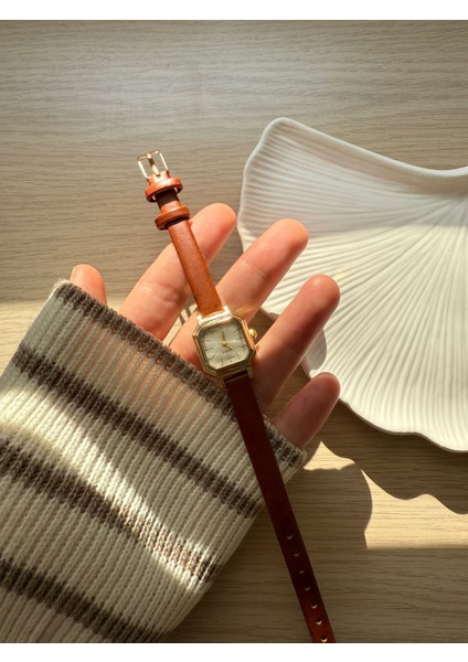 Retro Minimal Deri Kordon Vintage Kadın Kol Saati Minik Kare indirimleri